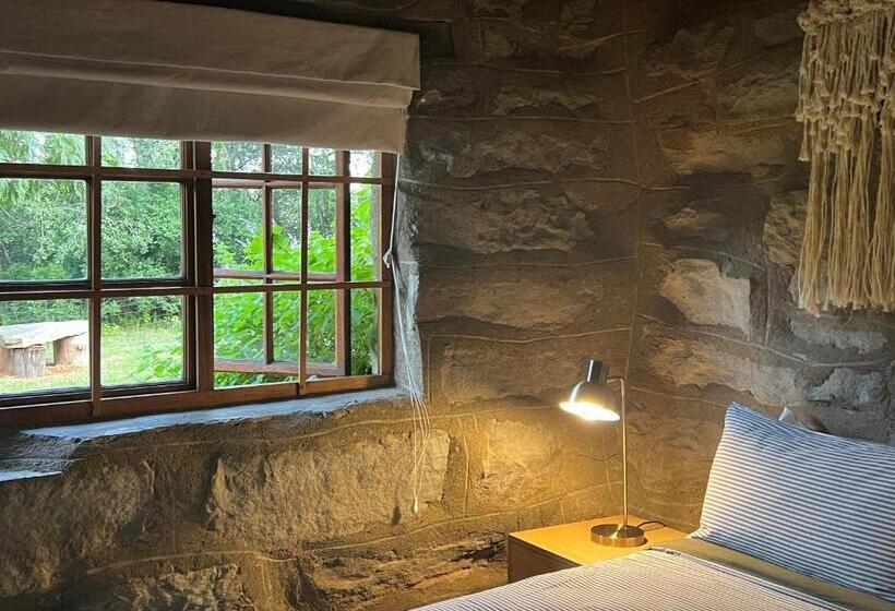 شاليه غرفة نوم واحدة, Wyford Farm