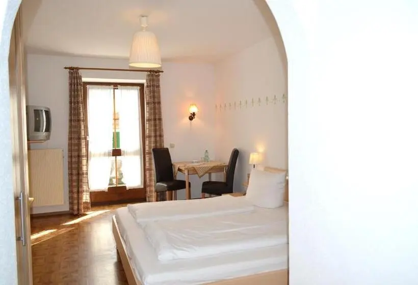 Standart Oda, Bayersoier Hof