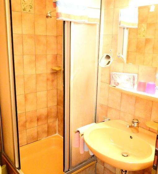 标准间, Bayersoier Hof