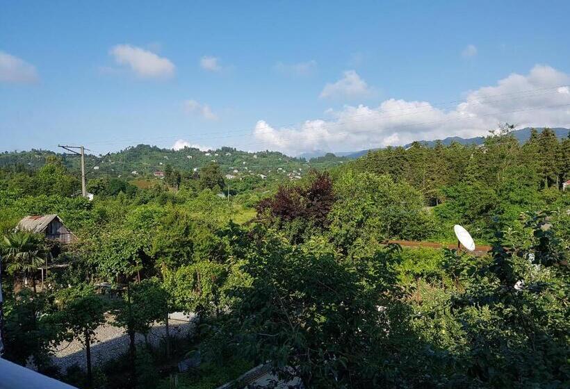 اتاق کلاسیک چهارنفره, Gios Guest House