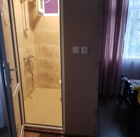 اتاق استاندارد با چشمانداز, Gios Guest House