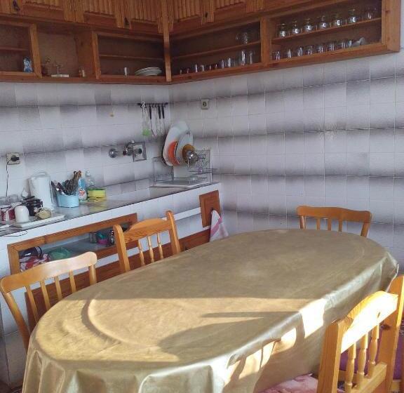 Номер Economy с общей ванной комнатой, Guest House Jani