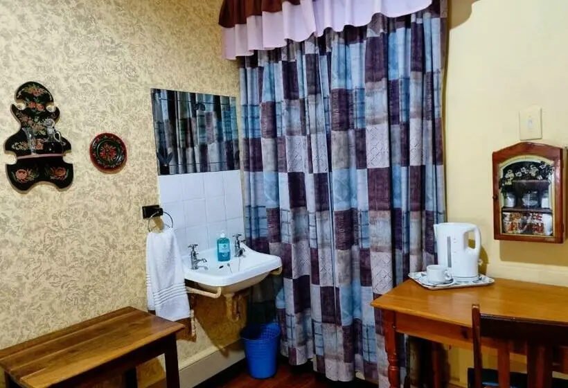 Standard Yhden Hengen Huone, Mountain View Country Inn