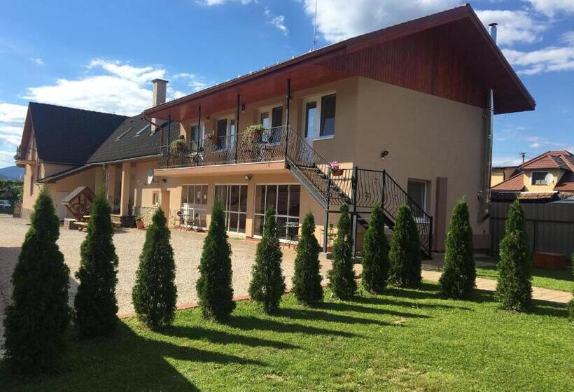 Классический Номер, Penzión Bernáth