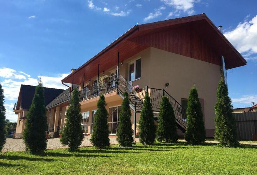 Классический Номер, Penzión Bernáth