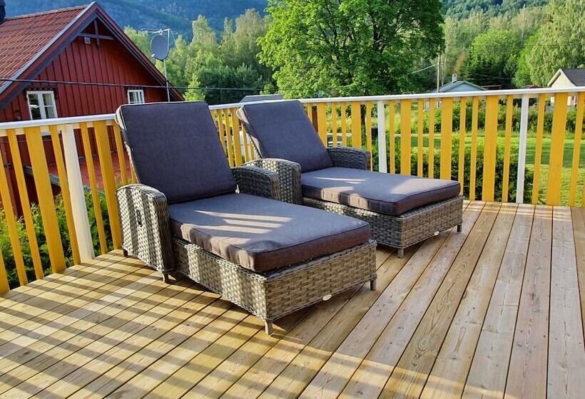 豪华三人间, Solheim Overnatting