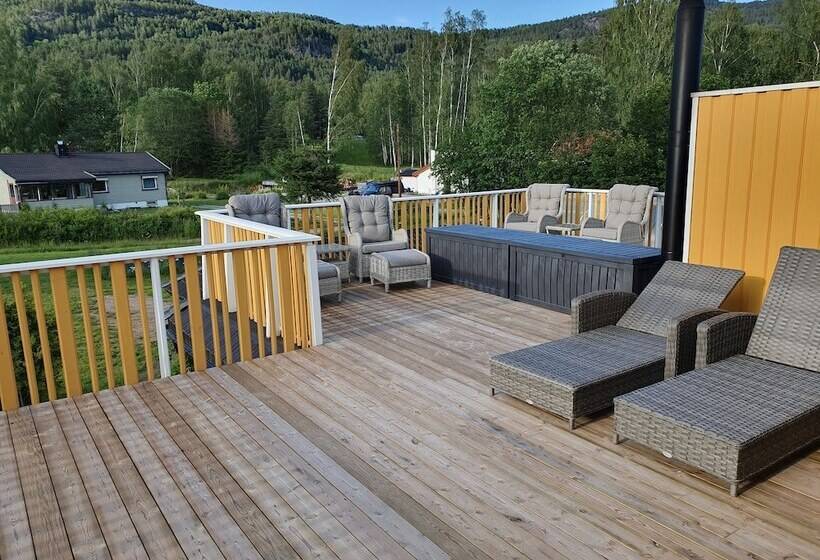 豪华三人间, Solheim Overnatting