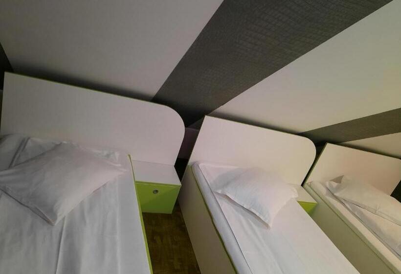 جناح غرفتين نوم, Pensiunea D&d