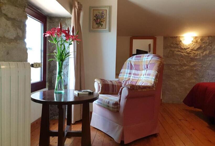 Номер Стандарт Вид на Горы, Santuari Mare De Déu Del Mont Restaurant Hostatgería