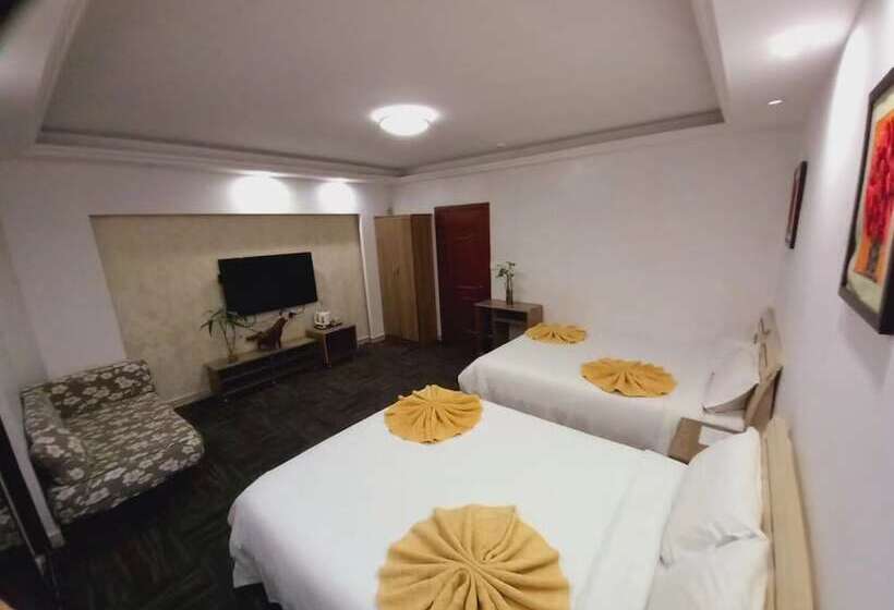 اتاق خانوادگی, City Apartment