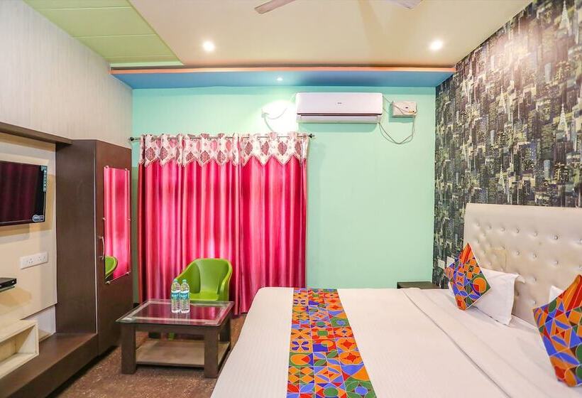 اتاق لوکس, Fabexpress Kriti Green