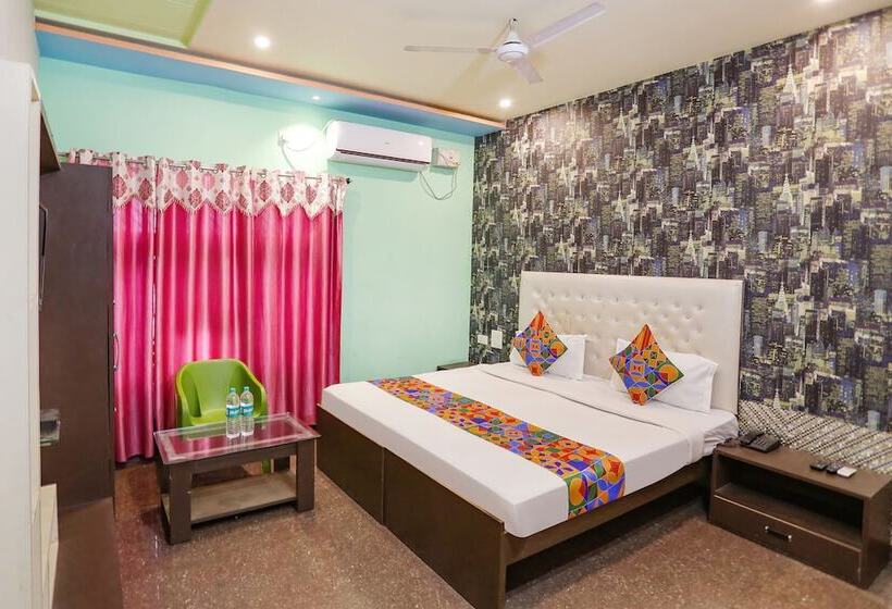 اتاق لوکس, Fabexpress Kriti Green