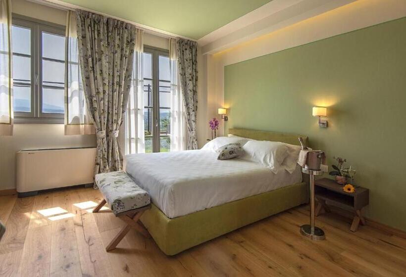 Люкс с гидромассажем, Resort 37