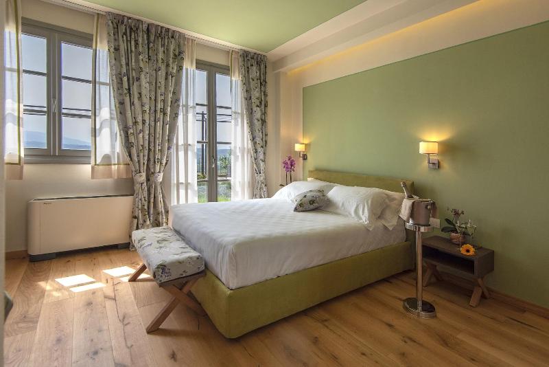 Люкс с гидромассажем, Resort 37