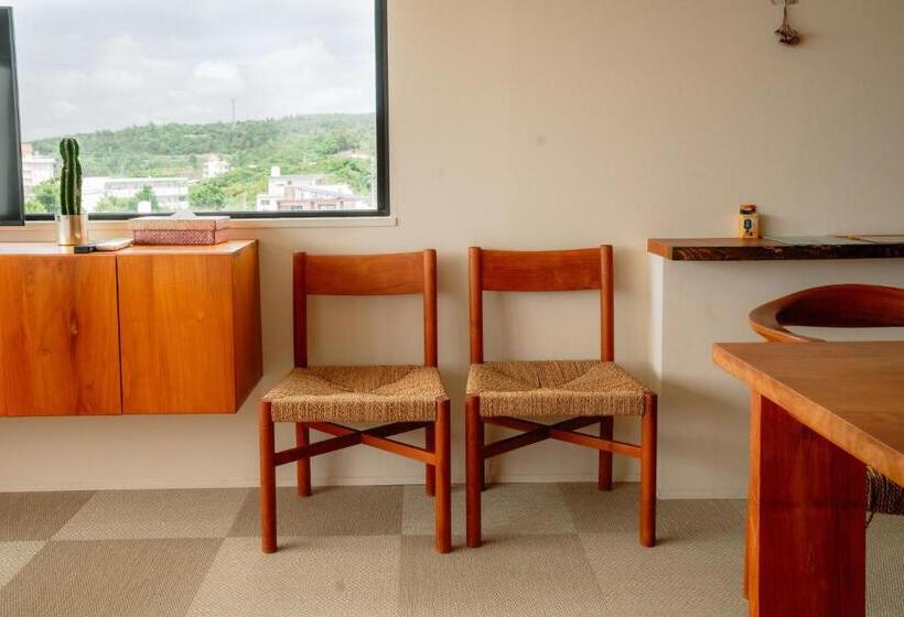 キングサイズベッドのスイートルーム, Blue Steak Wonder Nagahama Okinawa Yomitan