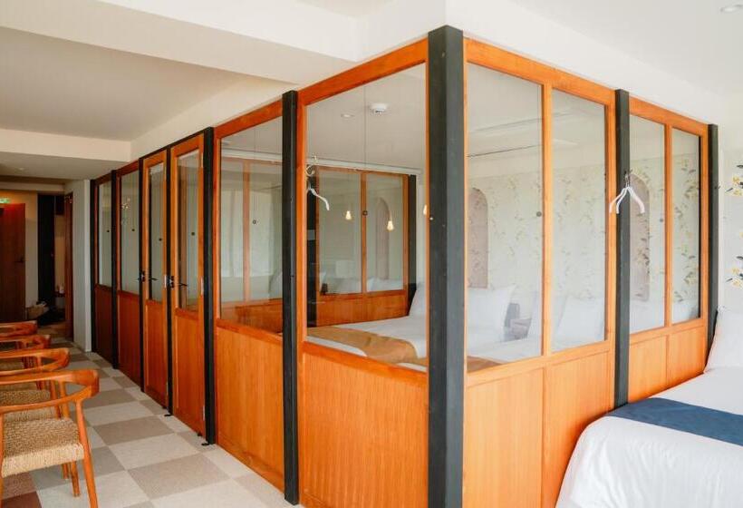 キングサイズベッドのスイートルーム, Blue Steak Wonder Nagahama Okinawa Yomitan