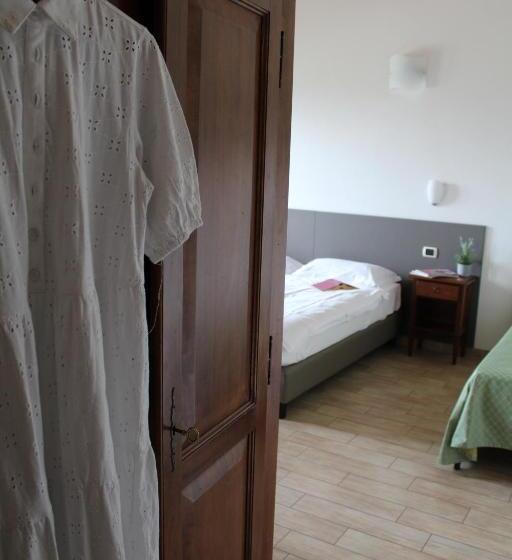 חדר משפחתי נוף לגינה, Agriturismo Al Bor