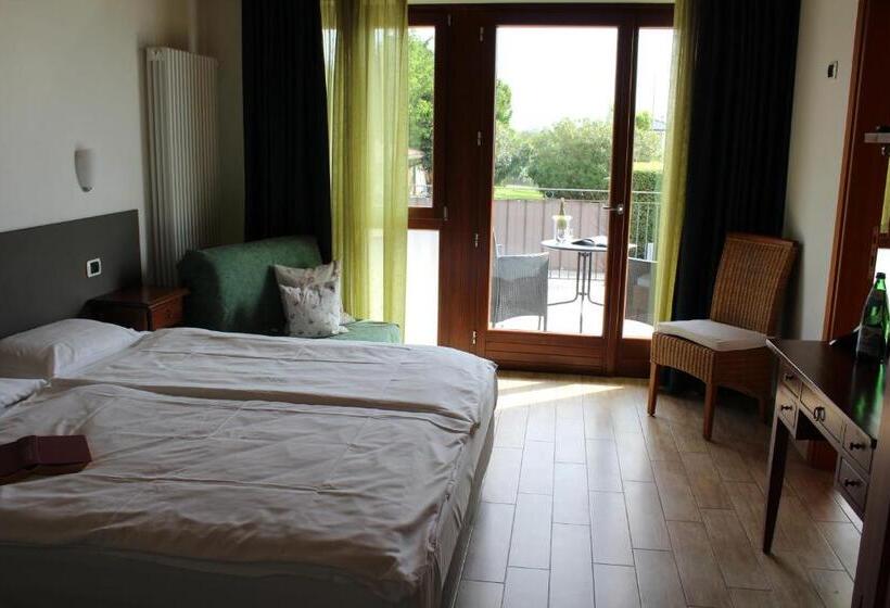 חדר משפחתי, Agriturismo Al Bor