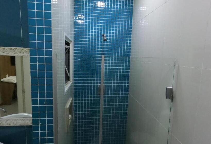 Quarto Familiar, Id