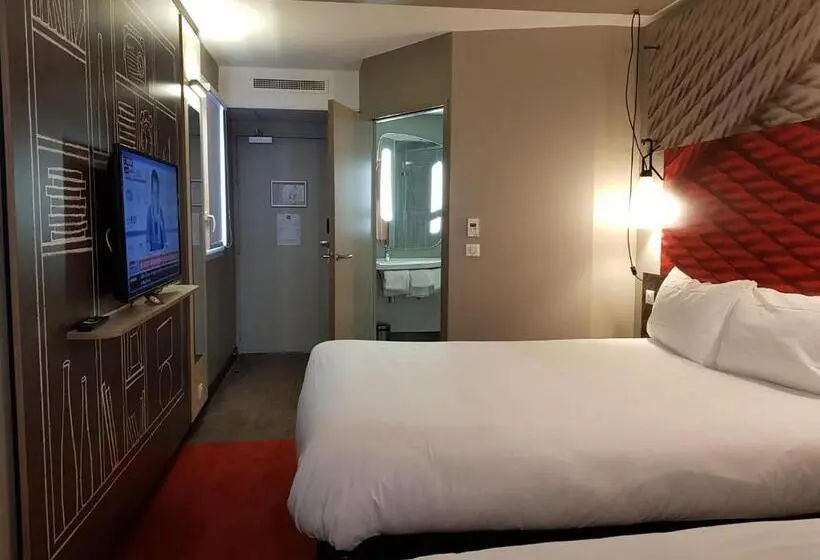 スタンダードトリプルルーム, Ibis Cahors