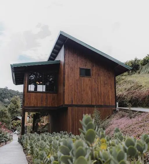 ２ダブルベッドのスタンダードルーム, Lauraceas Lodge