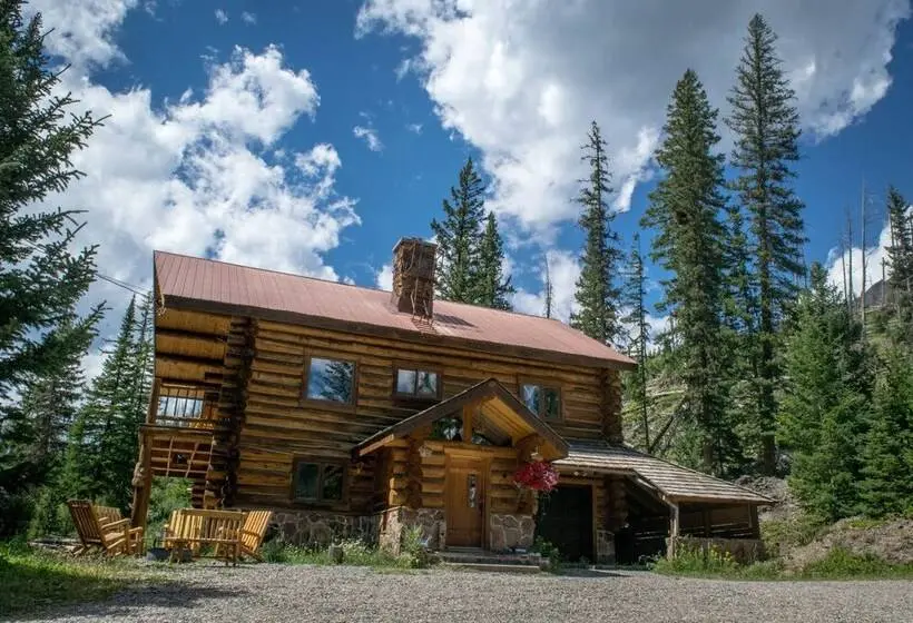 Talo 1 Makuuhuone, Silver Gate Lodging