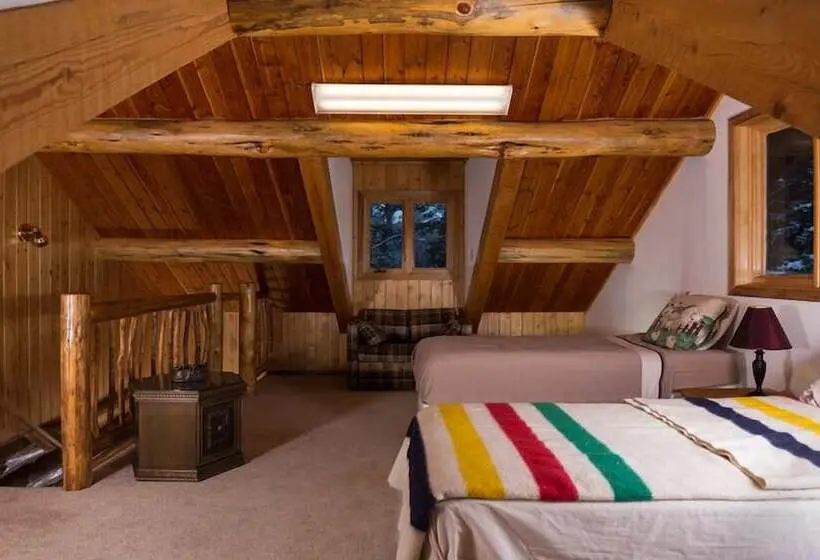 Talo 1 Makuuhuone, Silver Gate Lodging