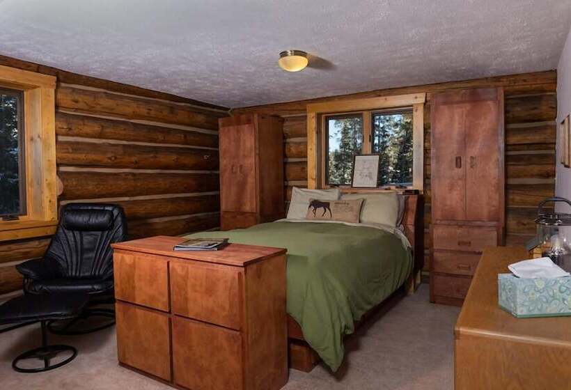 منزل غرفة نوم واحدة, Silver Gate Lodging