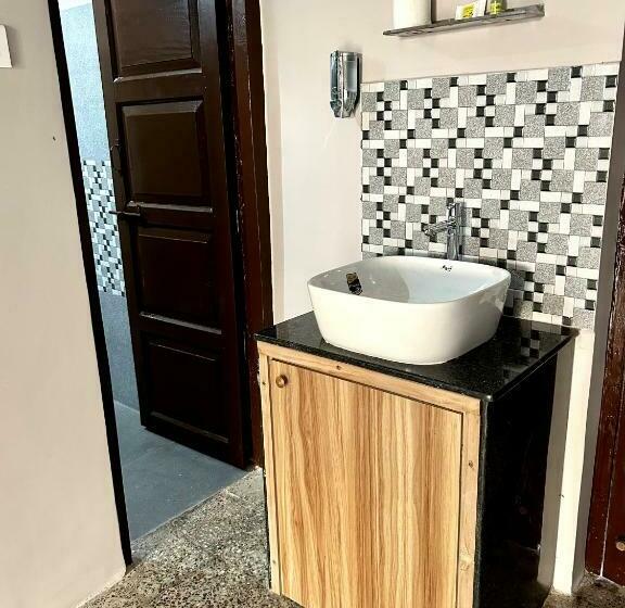 Номер Стандарт с Балконом, O  Palmar Beach Cottages Benaulim