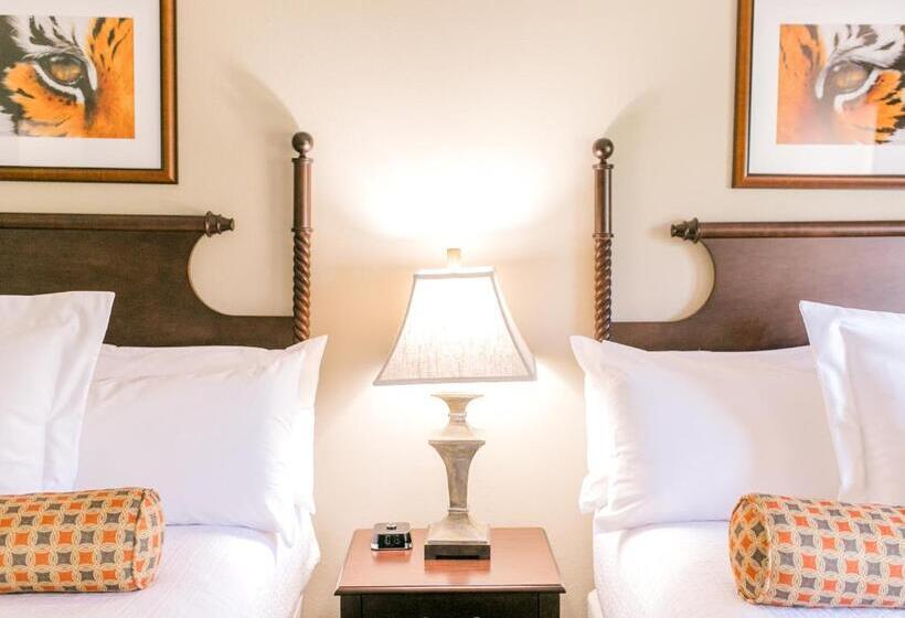 スタンダードルーム, James F. Martin Inn