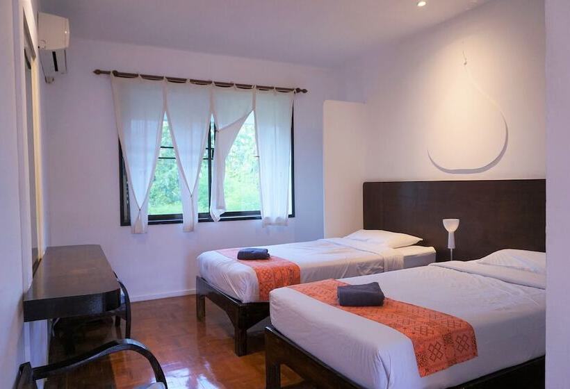 חדר סטנדרט, Amaravati Wellness Center And Resort