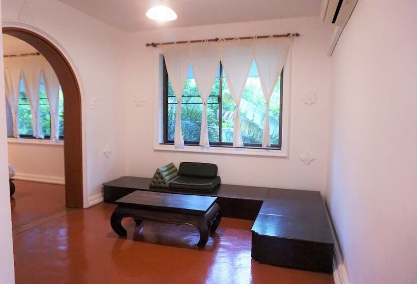 חדר דלוקס, Amaravati Wellness Center And Resort