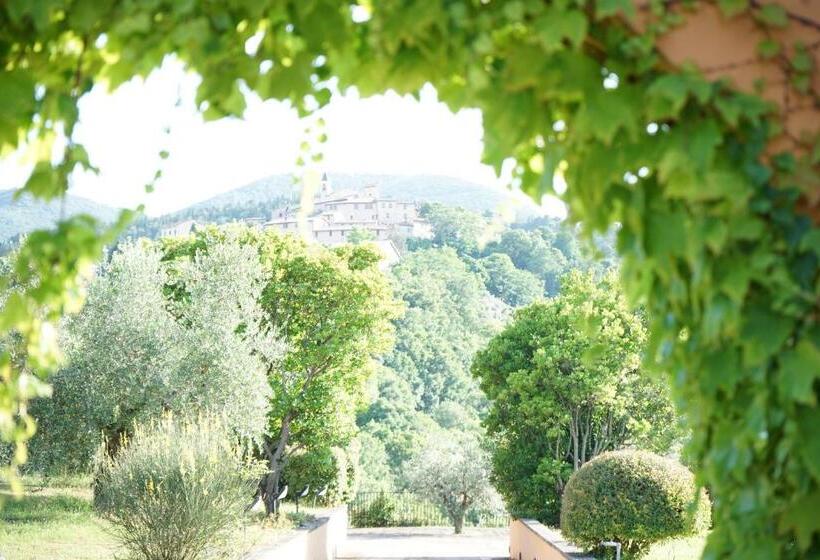 Вилла с 1 спальней и бассейном, Villa Chiara Relax