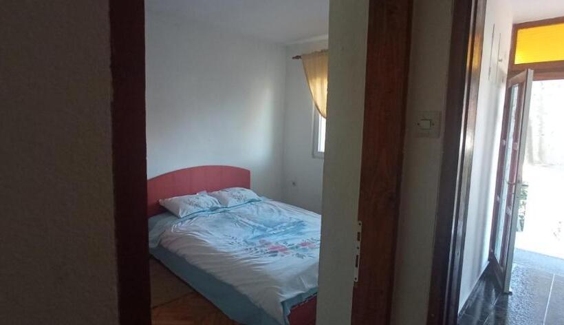 آپارتمان 1 خوابه, Hostel Olea