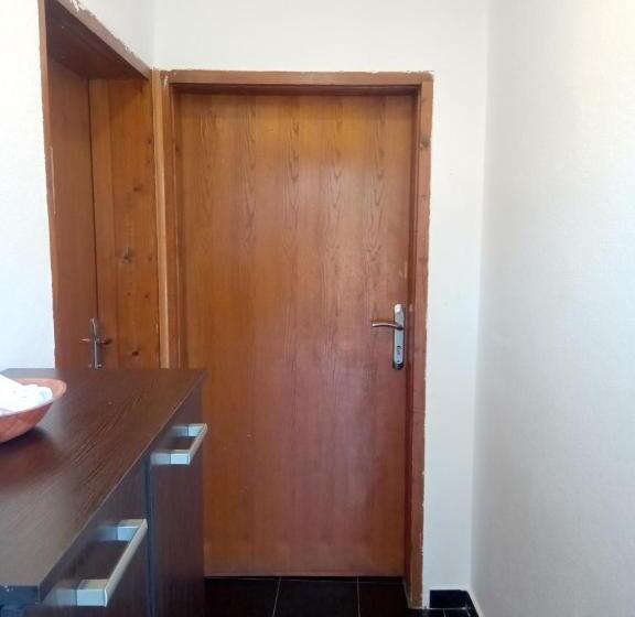 تختخواب در اتاق مشترک, Hostel Olea