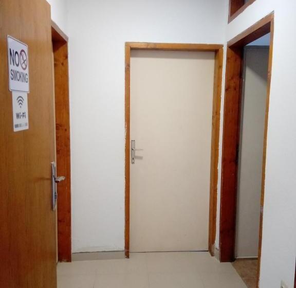 تختخواب در اتاق مشترک, Hostel Olea