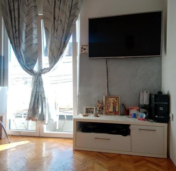 آپارتمان 1 خوابه, Hostel Olea