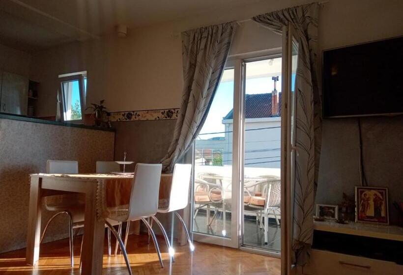 آپارتمان 1 خوابه, Hostel Olea