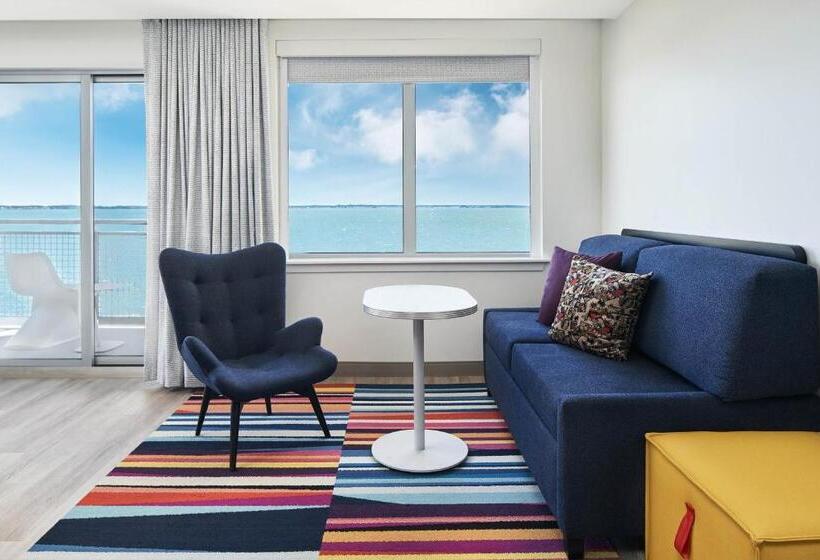 غرفة قياسية سرير كينج, Aloft Ocean City