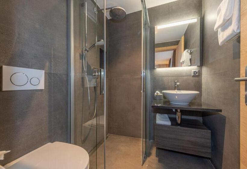 חדר סטנדרט, Heimatlodge