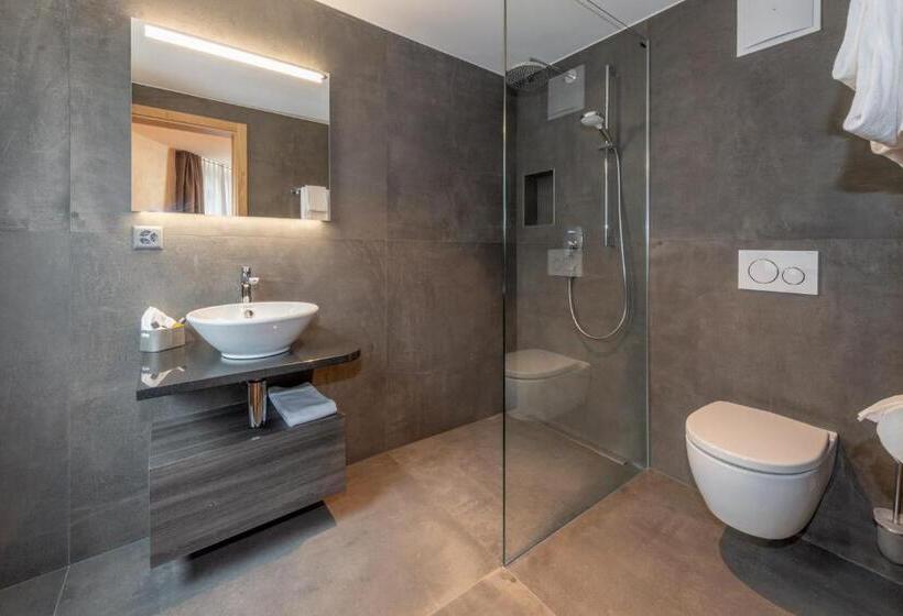 חדר סטנדרט, Heimatlodge