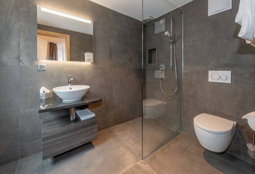 חדר סטנדרט, Heimatlodge