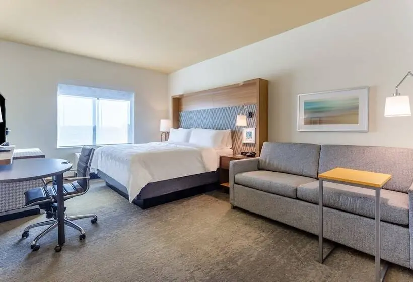 Standard-invahuone, Holiday Inn & Suites Cedar Falls Waterloo Event Ctr, An Ihg