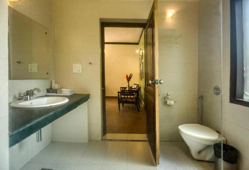 اتاق استاندارد با تخت بزرگ, Manu Maharani Resort