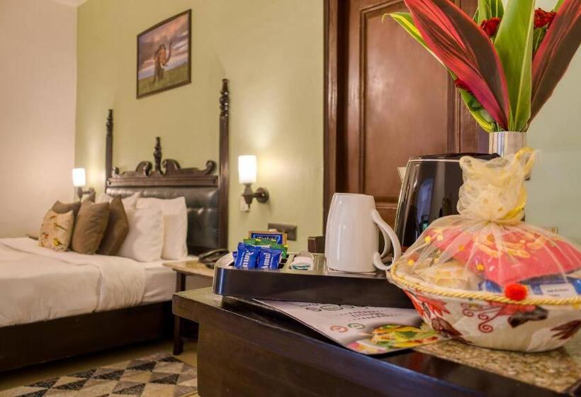 اتاق استاندارد با تخت بزرگ, Manu Maharani Resort