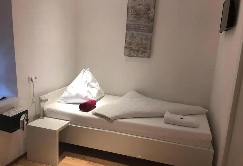 スタンダードシングルルーム, Center Rooms Villach