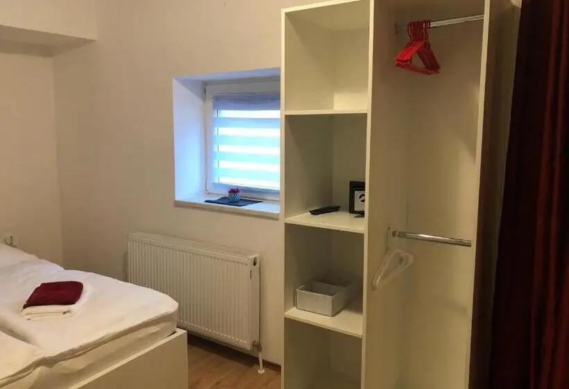 ベーシックルーム, Center Rooms Villach