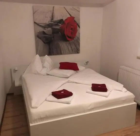 ベーシックルーム, Center Rooms Villach