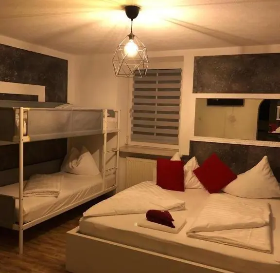 ４ベッドルームクラシックタイプ, Center Rooms Villach