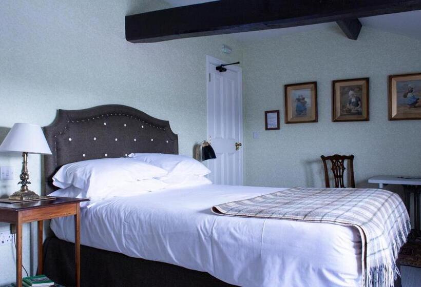 Quarto Estandar, The Carden Arms